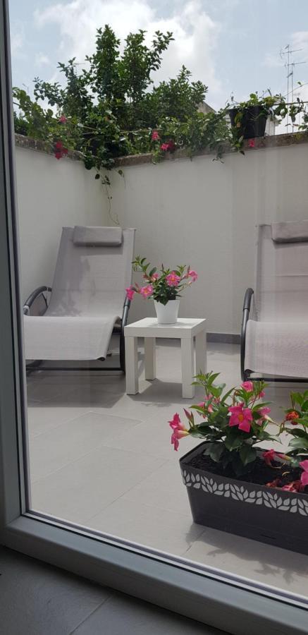 Il Cortile Segreto - Con Parcheggio Privato Lecce Exterior foto