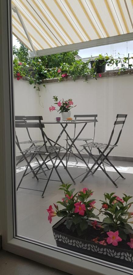 Il Cortile Segreto - Con Parcheggio Privato Lecce Exterior foto