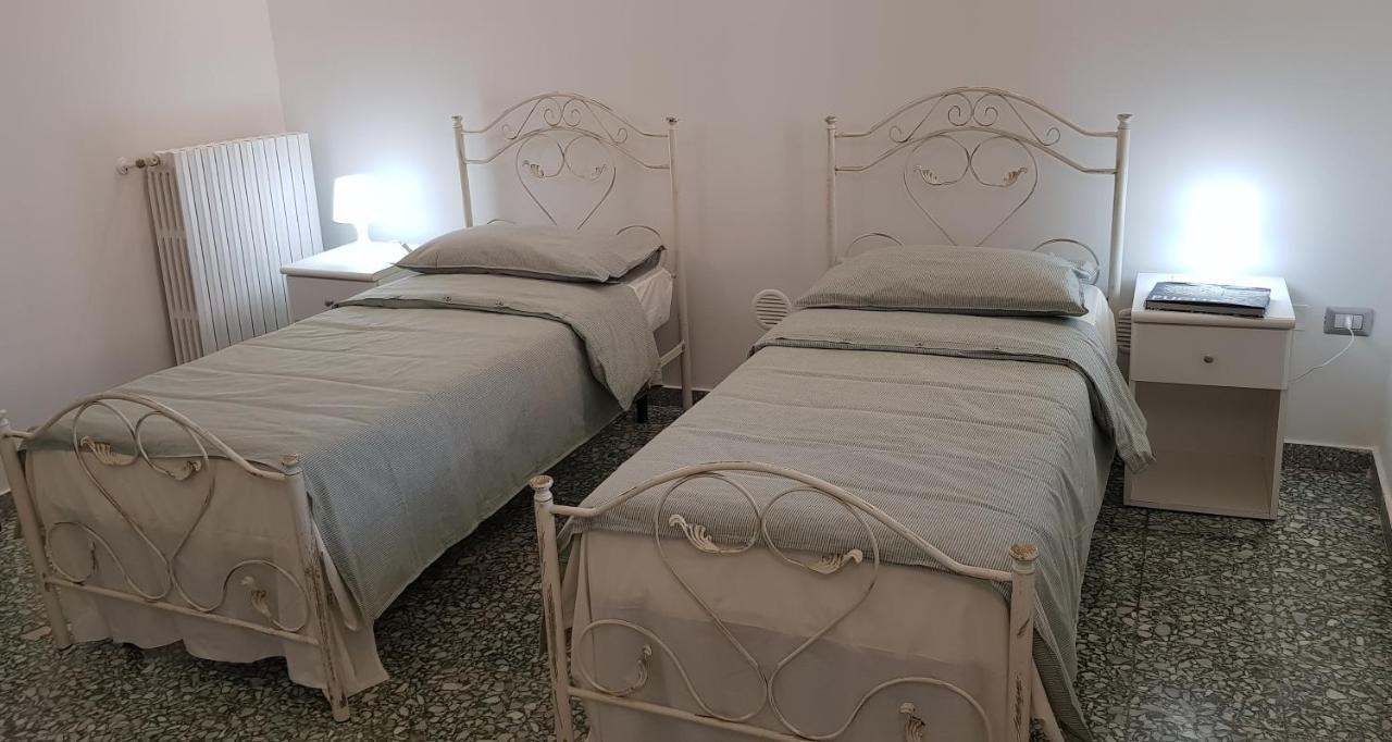 Il Cortile Segreto - Con Parcheggio Privato Lecce Exterior foto